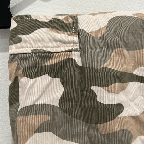 Womens joggers - Picture 3 of 3